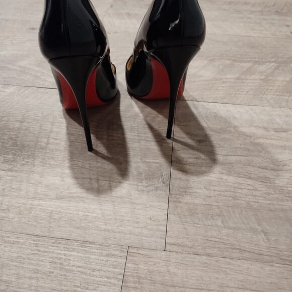 Authentic Christian Louboutin - So Kate - Picture 4 of 6